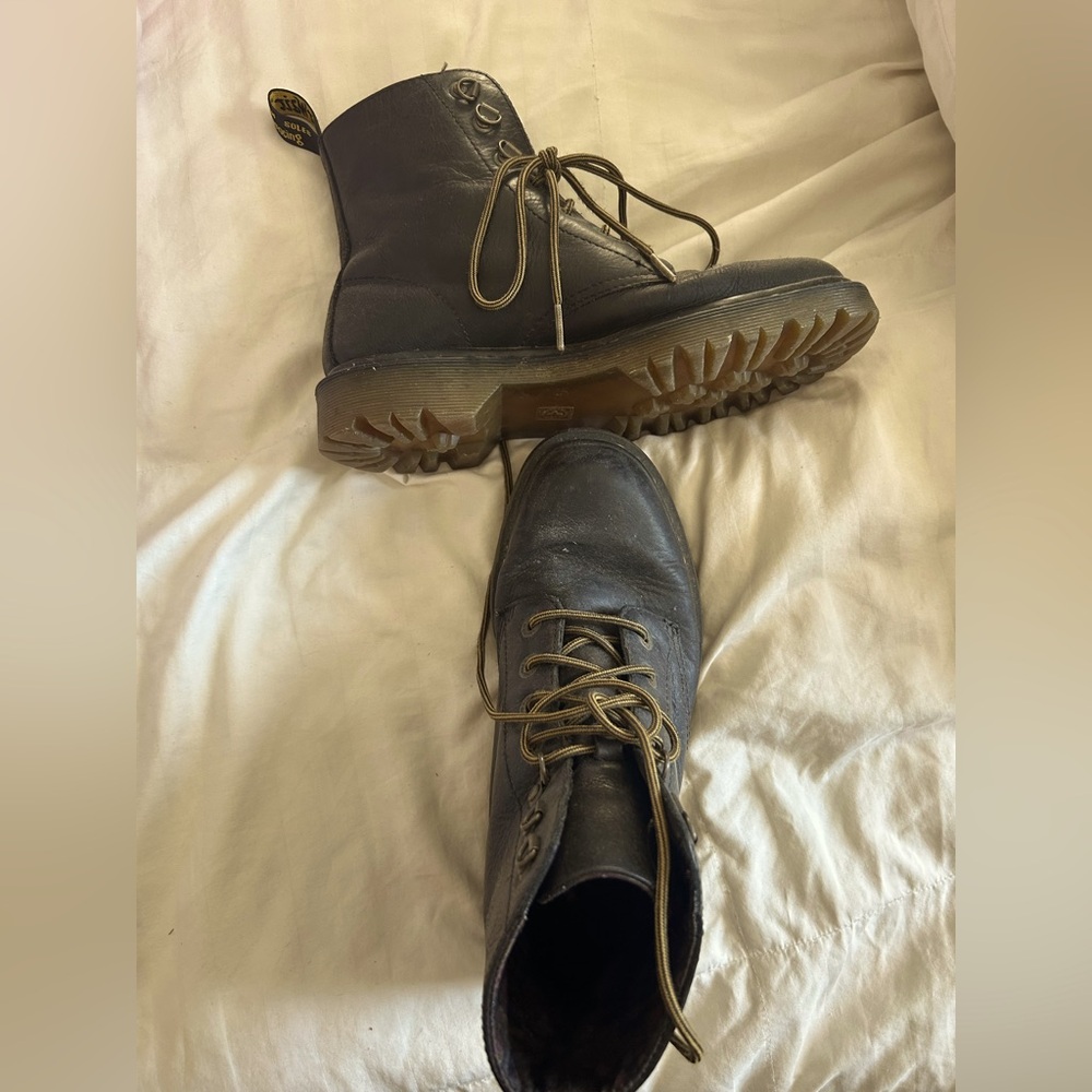 Dr. Martens Luana Boot Air Wair
